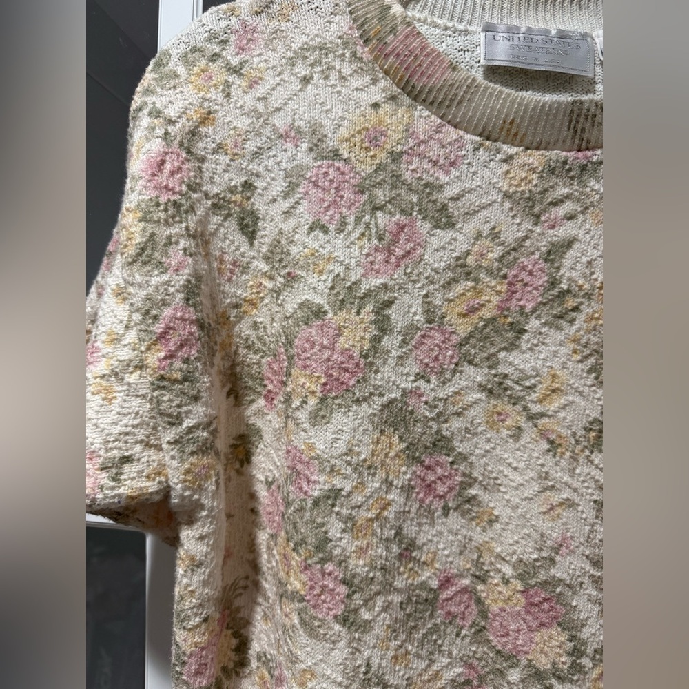 Vintage Floral Knit Short Sleeve Sweater - Picture 3 of 7